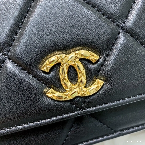 First Bag Ru CHANEL WALLET 0825